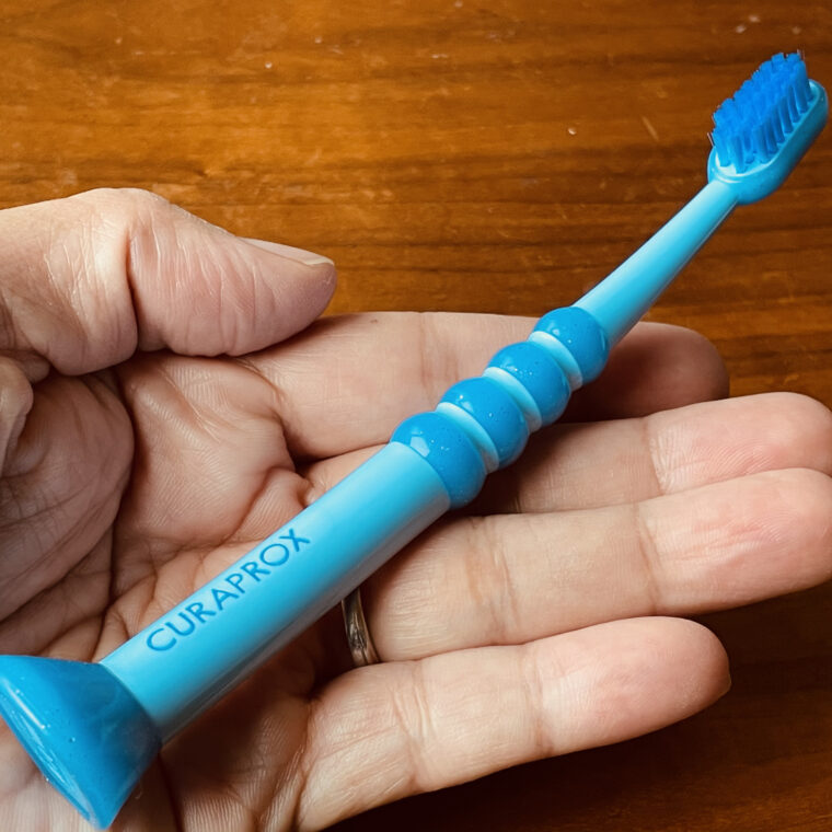 実物レビュー】子供の歯ブラシは、クラプロックスのクラキッズが絶対におすすめ！｜呑まど たかじーぬ